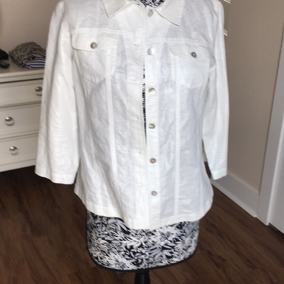 Chico's Jackets & Blazers - Chico’s jacket